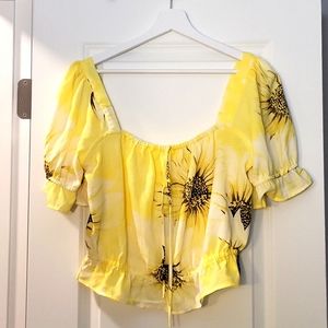 Cute yellow sunflower top